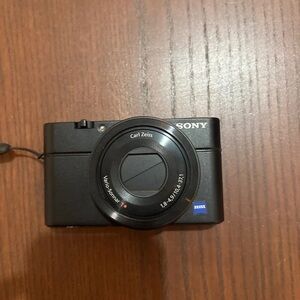 Sony Compact Black Digital Camera with Carl Zeiss Lens